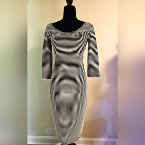 XHILARATION Women's Medium Black & White Stripped Knit Ribbed Sheath Dress